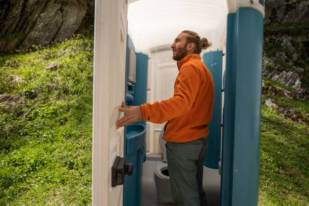 Best Portable restroom trailer rental  in Skidway Lake, MI
