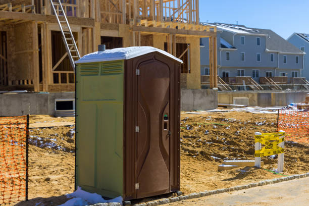 Affordable portable toilet rental in Skidway Lake, MI