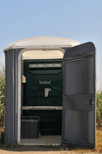 Best Portable toilet rental cost  in Skidway Lake, MI